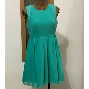 Esley Mini Dress Green NWOT